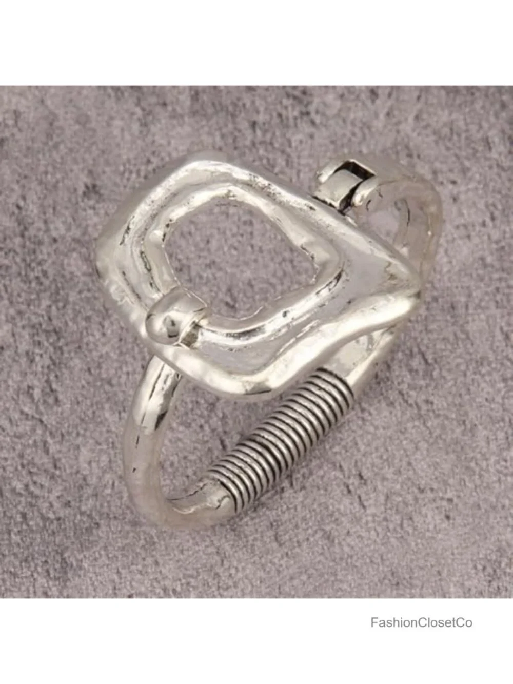 Vintage Chunky Hammered Bangle Bracelet Spring Tension Hook Cuff